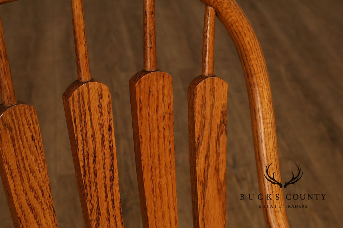 Richardson Brothers Colonial Windsor Style Set Of Seven Oak Dining Chairs