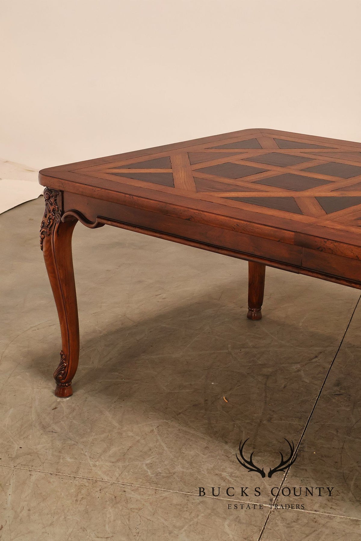 Henredon French Provincial Style Parquetry Top Expandable Dining Table