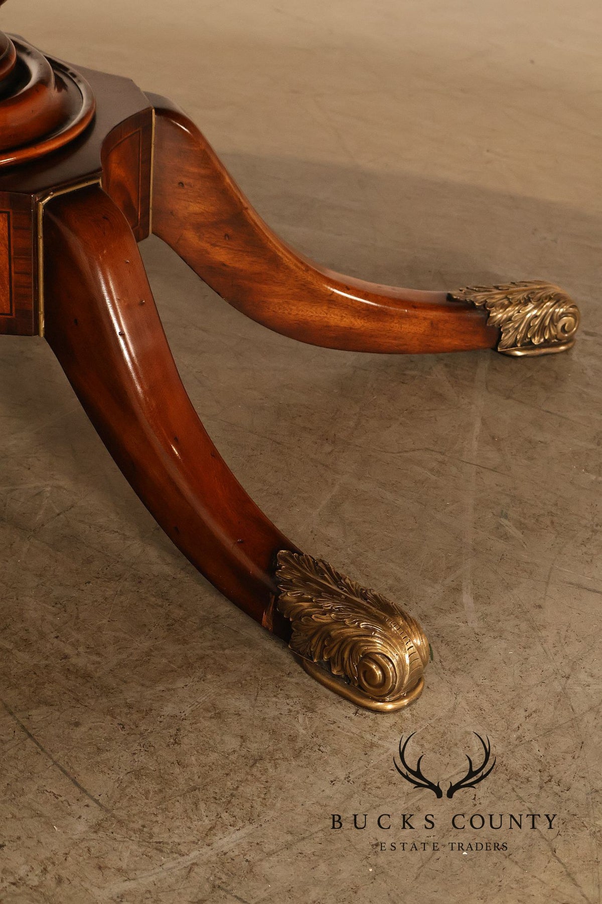 Theodore Alexander Althorp Living History Flame Mahogany Oval Expansion Dining Table