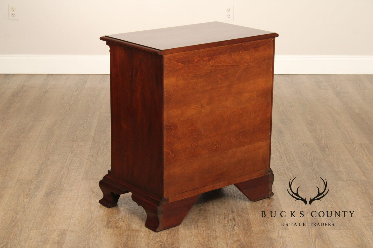 Henkel Harris Georgian Style Mahogany Nightstand