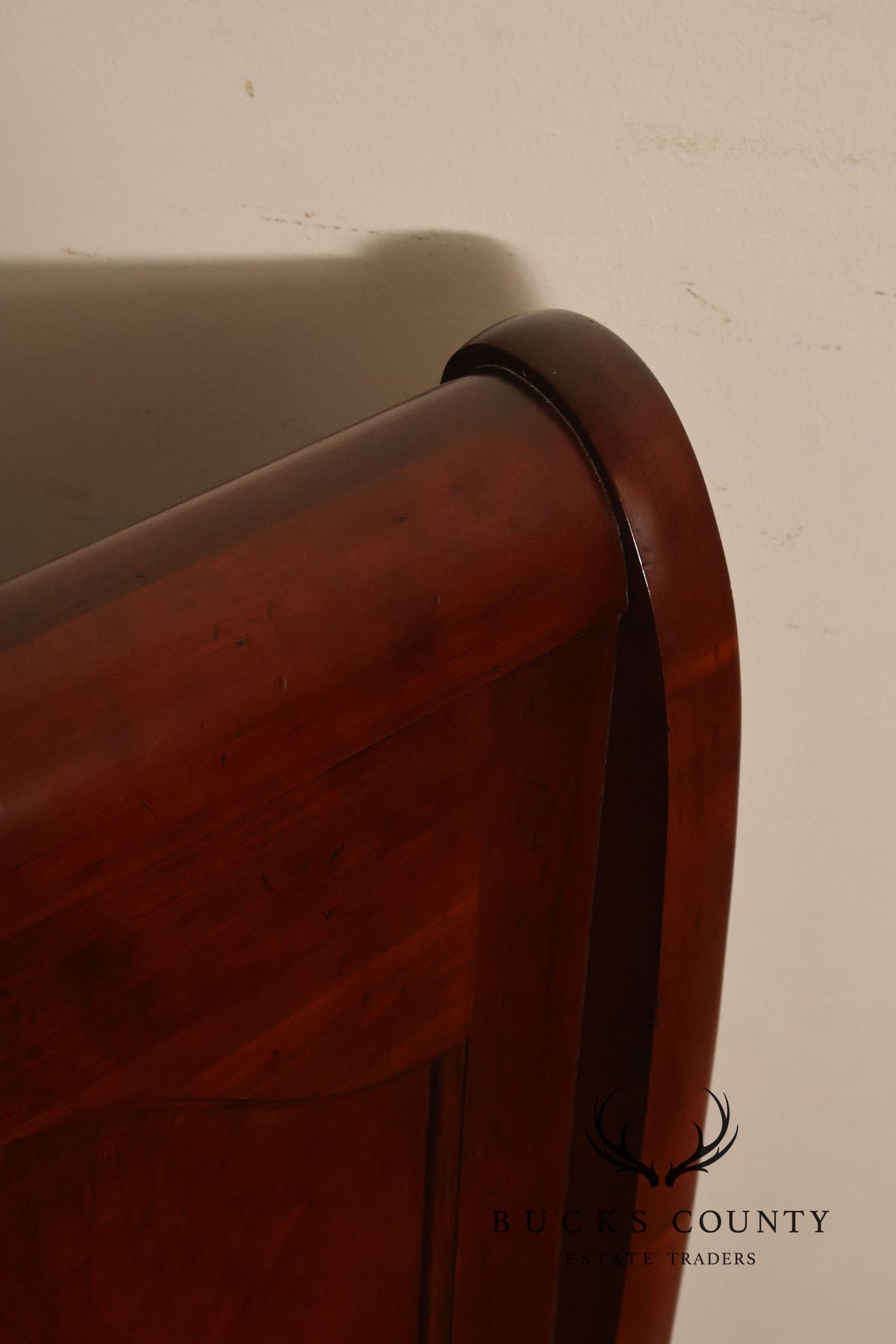 Statton Solid Cherry Queen Size Sleigh Bed