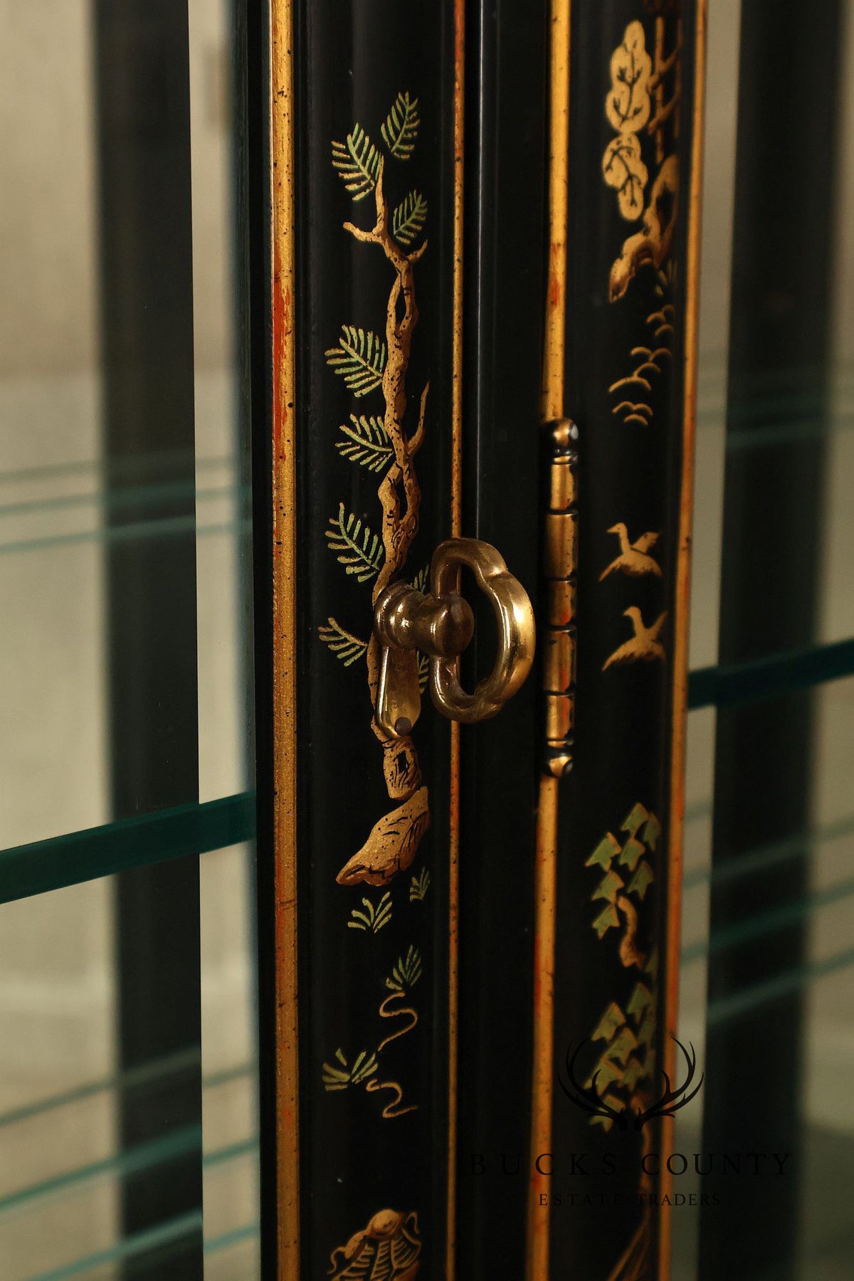 Drexel Heritage Et Cetera Chinoiserie Black Lacquer Pagoda Top Lighted Display China Cabinet