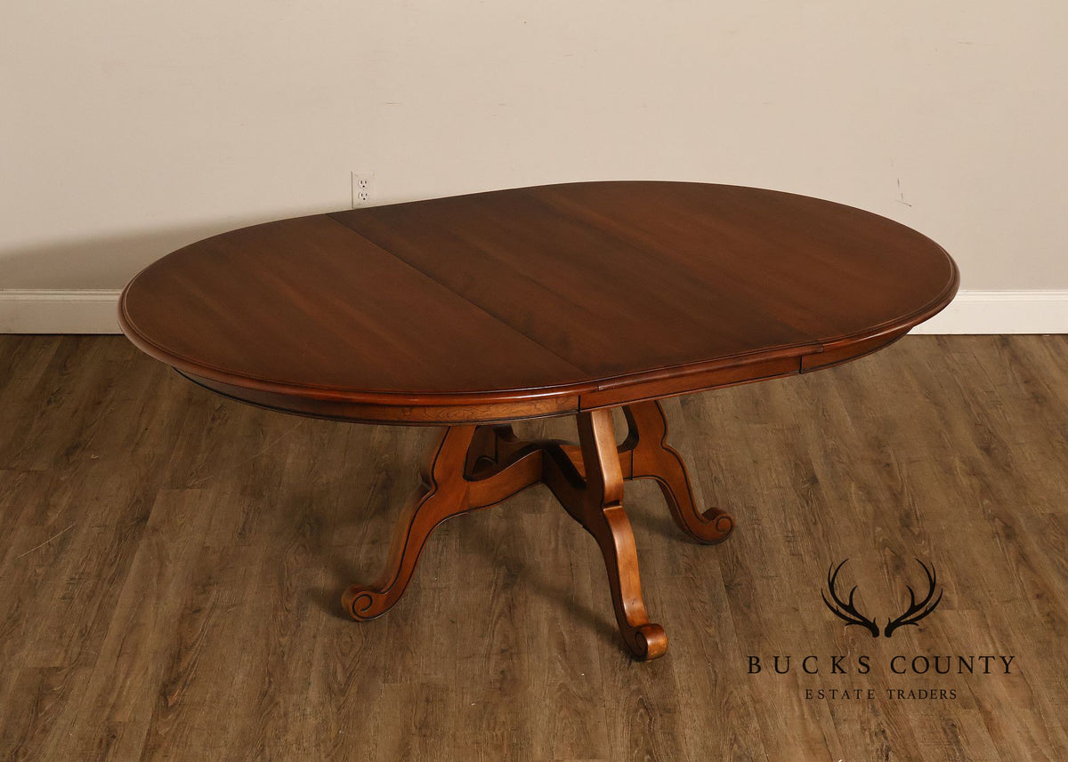 Ethan Allen Country French Style Round Extension Dining Table