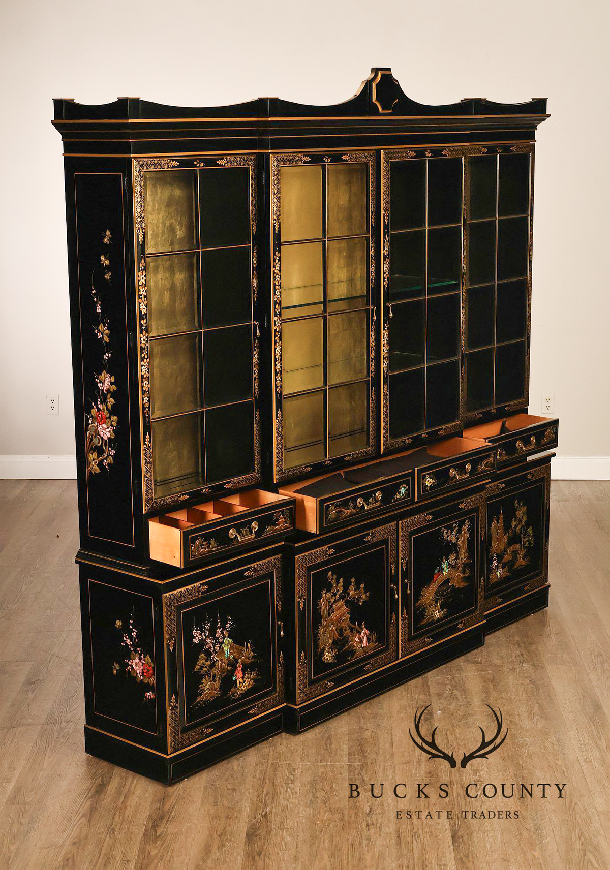 Union National Chinoiserie Hand Painted China Display Cabinet