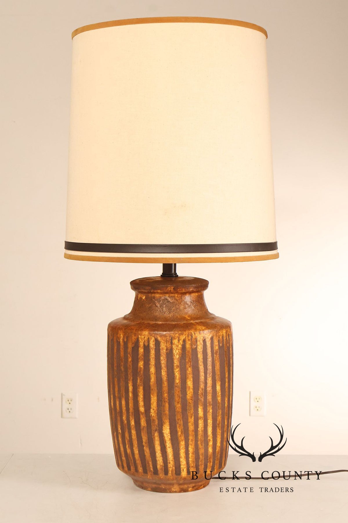 Mid Century Modern Glazed Ceramic Table Lamp