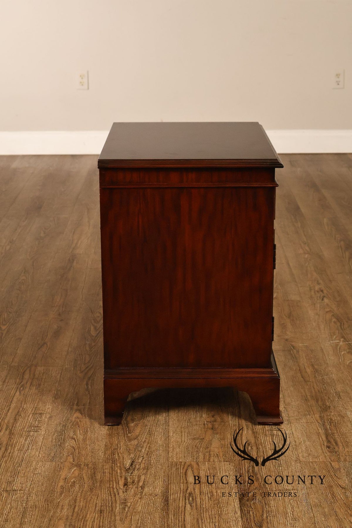 Century Furniture Georgian Style Mahogany Nightstand