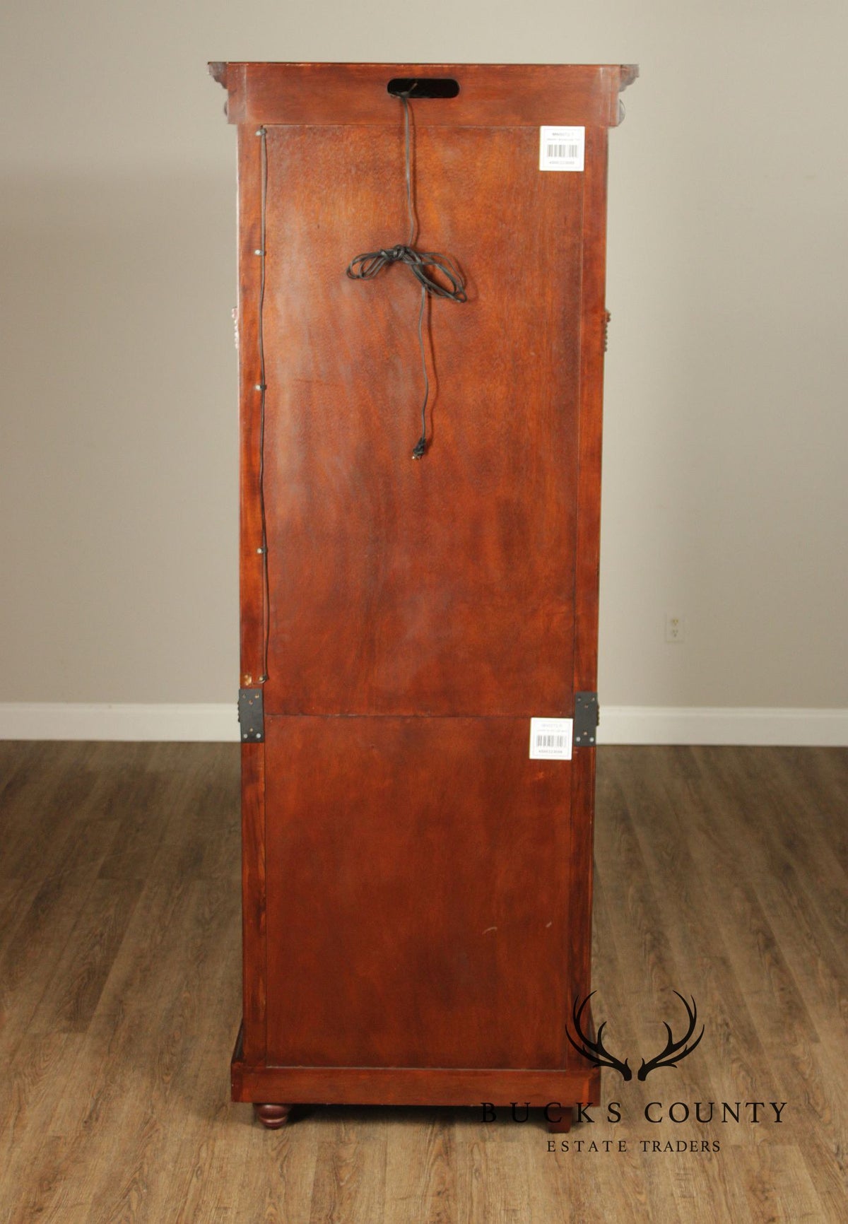 Century Furniture Pair Of Pineapple Carved Lighted Library Bookcases