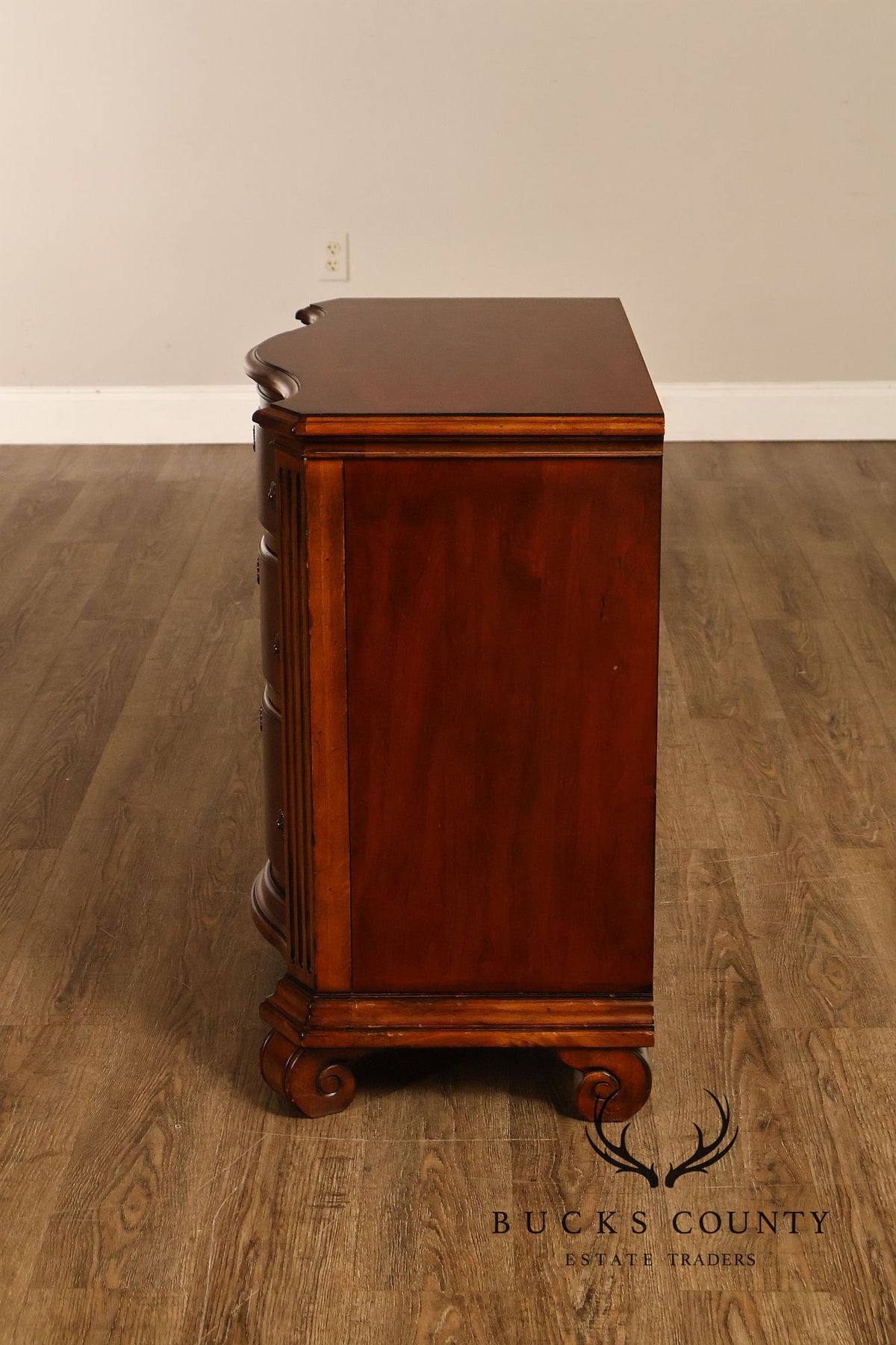Ethan Allen 'Tuscany' Pair of Three-Drawer Nightstands