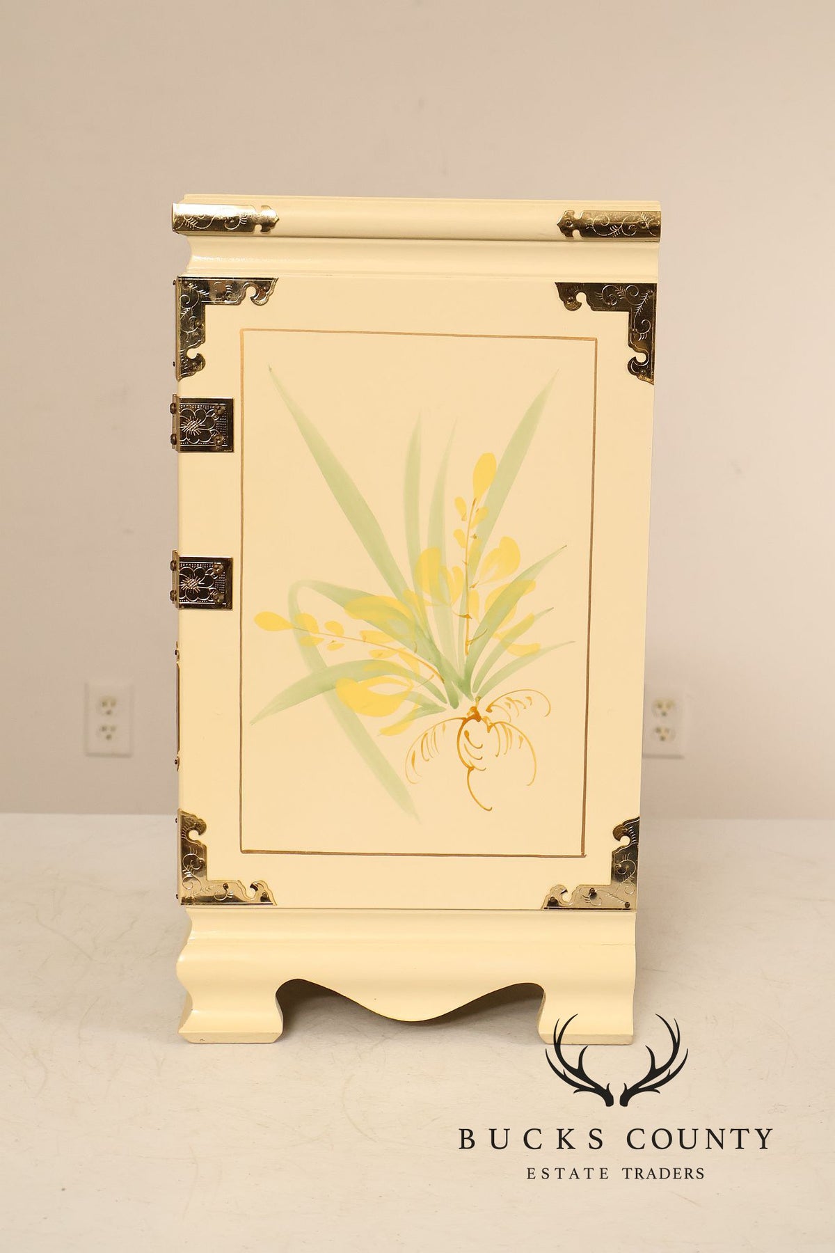 Painted Chinoiserie Style Pair Of Jewelry Chest