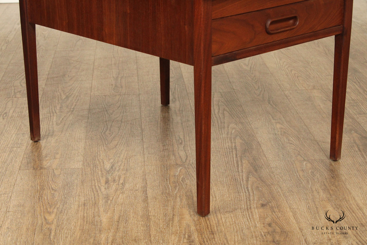 Mid Century Modern Pair of Walnut End Tables