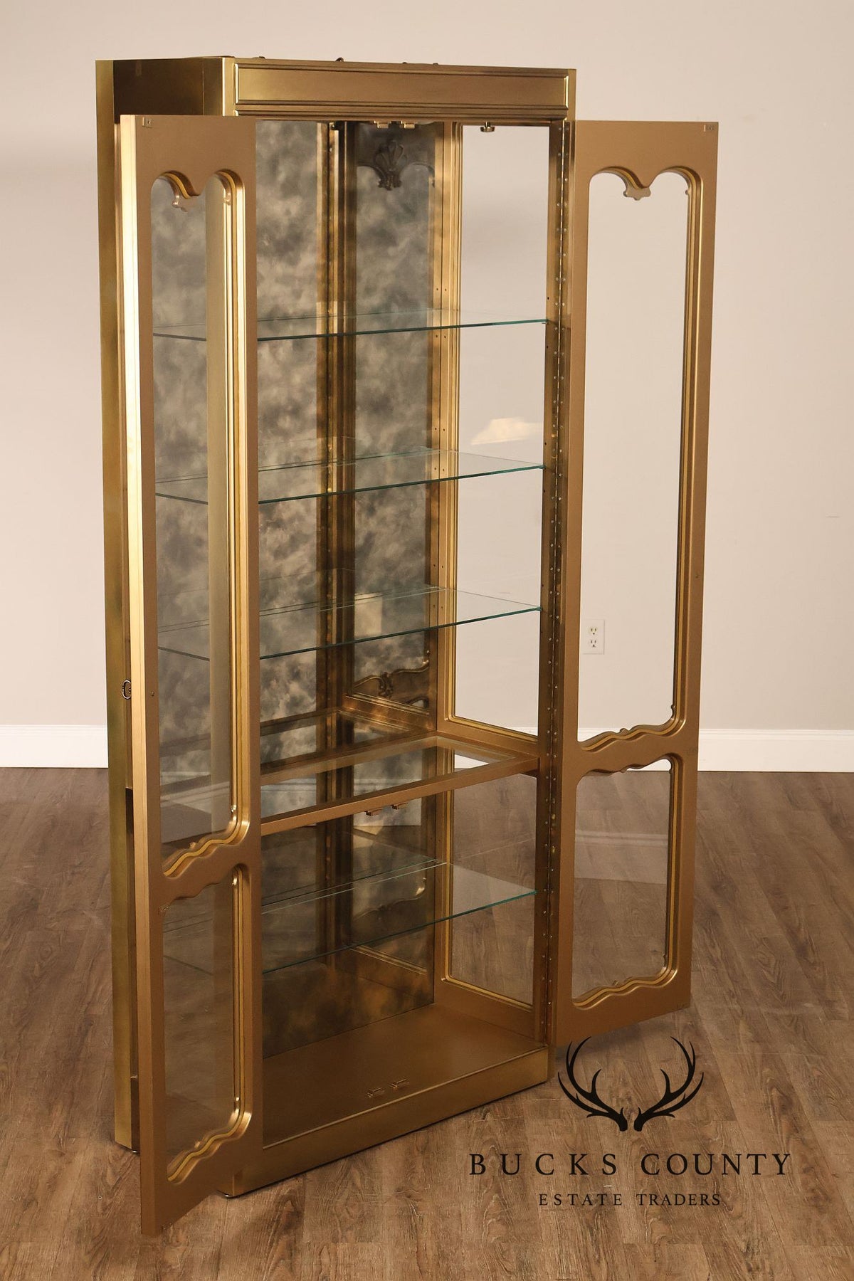 Mastercraft Mid Century Modern Brass And Glass Display Cabinet