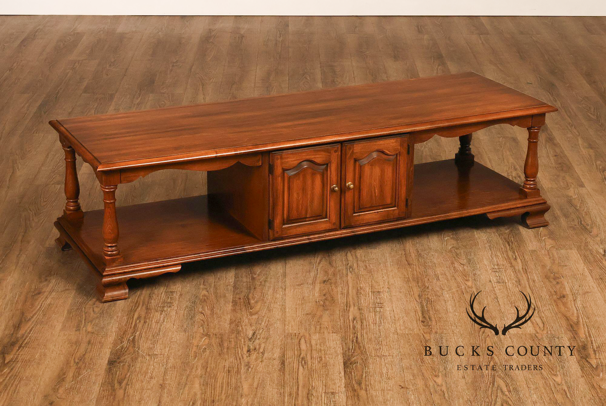 Pennsylvania House Traditional Style Vintage Maple Long Coffee Table With Cabinet Storage