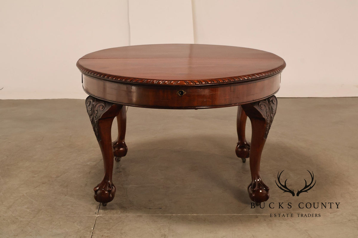 Antique Chippendale Style Mahogany Extendable Oval Dining Table