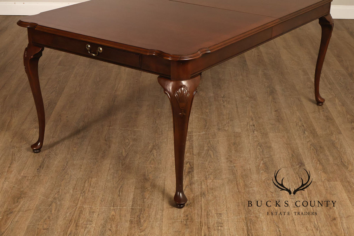 Ethan Allen Queen Anne Style Expandable Cherry Dining Table