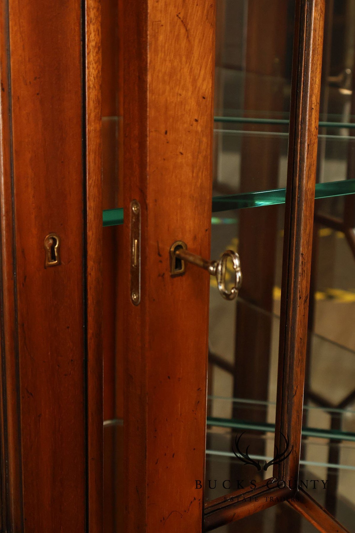 Georgian Style Lighted Mahogany Corner Cabinet