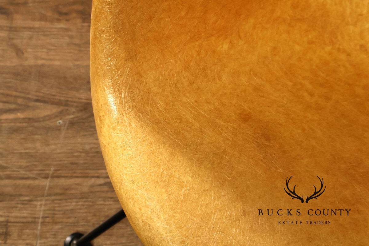 Selig Mid Century Modern 'Peabody' Fiberglass Armchair