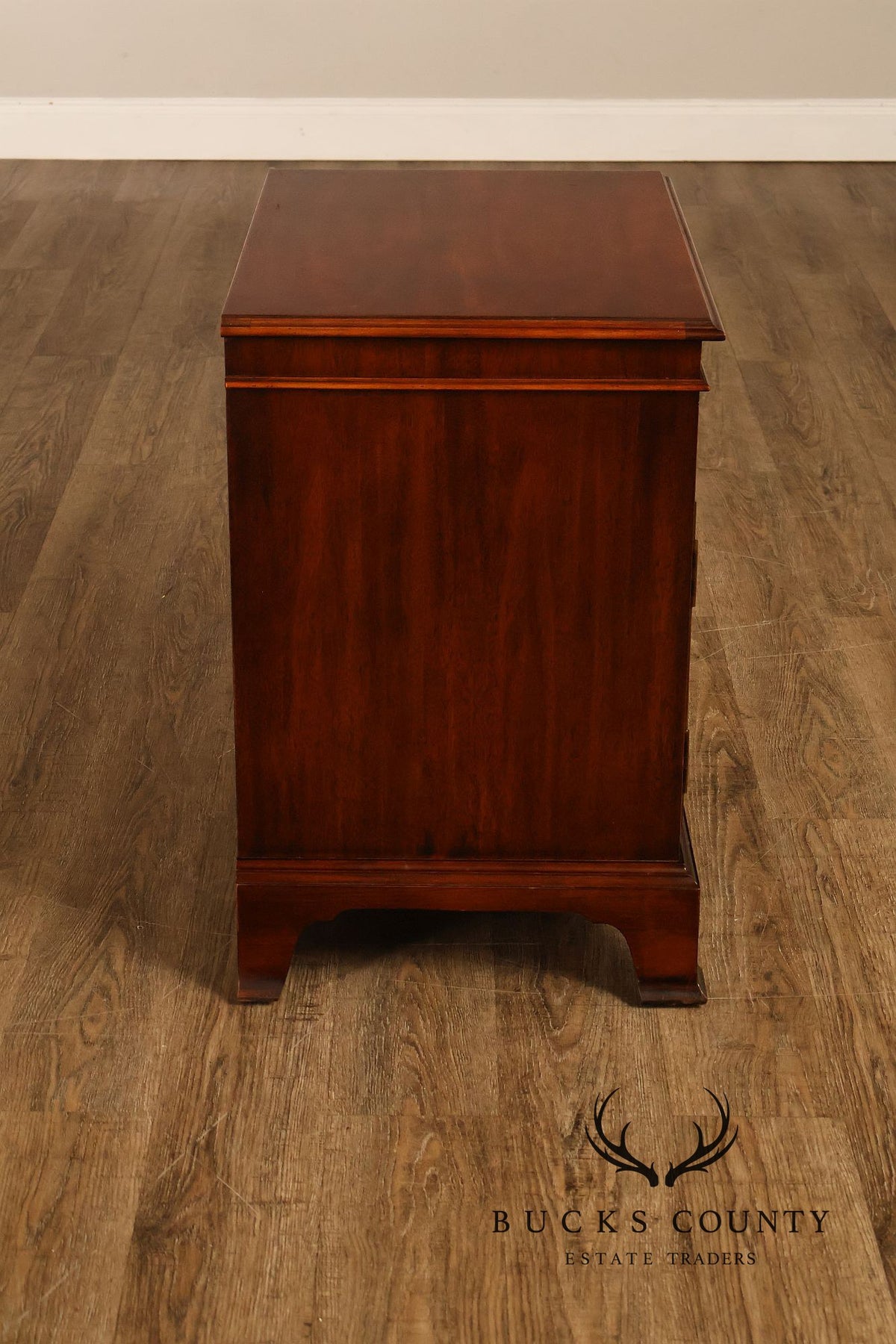 Century Furniture Georgian Style Mahogany Nightstand