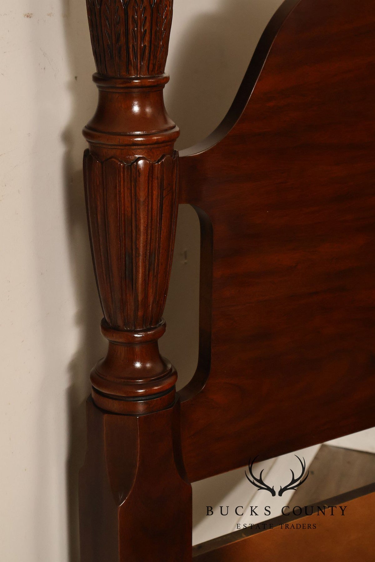 Drexel Heritage Mahogany Rice Carved Queen Poster Bed