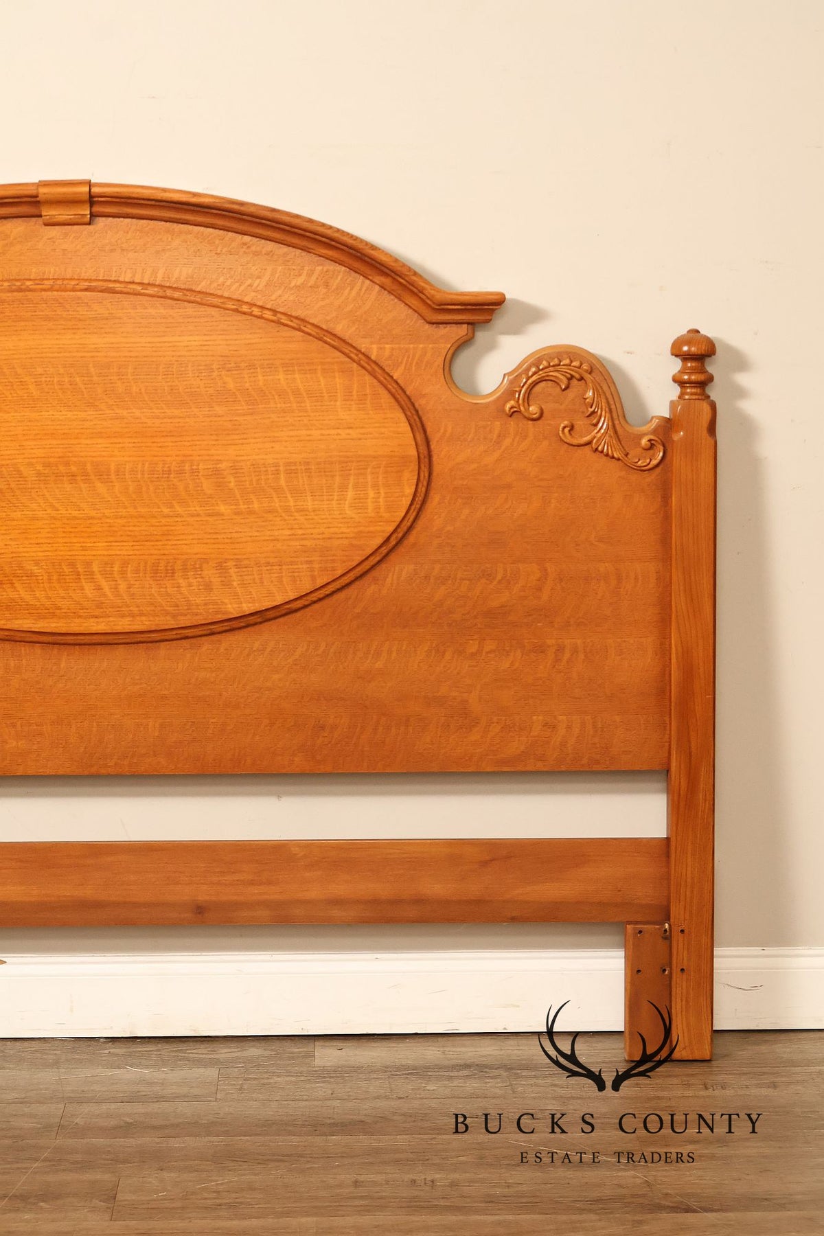 Lexington Furniture Victorian Revival Oak King Size Headboard