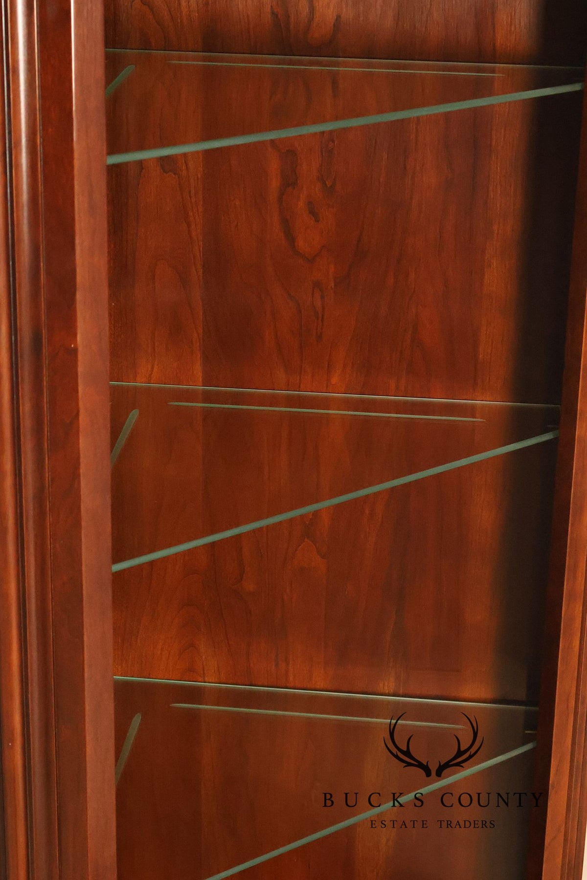 Statton Old Towne Cherry Georgian Corner Display Cabinet With Glass Shelves