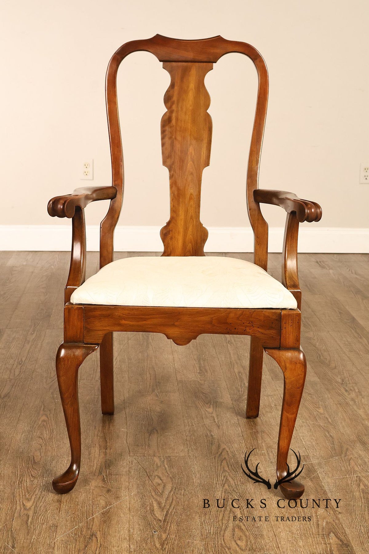 Pennsylvania House Queen Anne Style Set of Six Cherry Dining Chairs