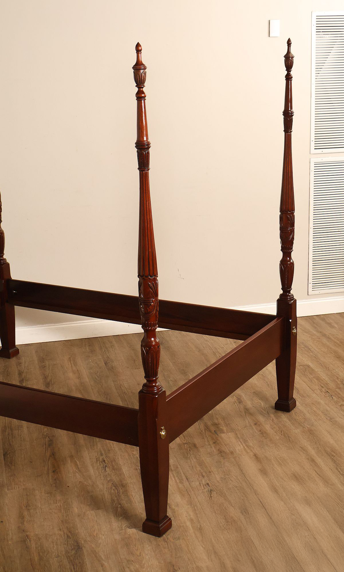 Lexington Queen Size Solid Mahogany Rice Carved Poster Bed