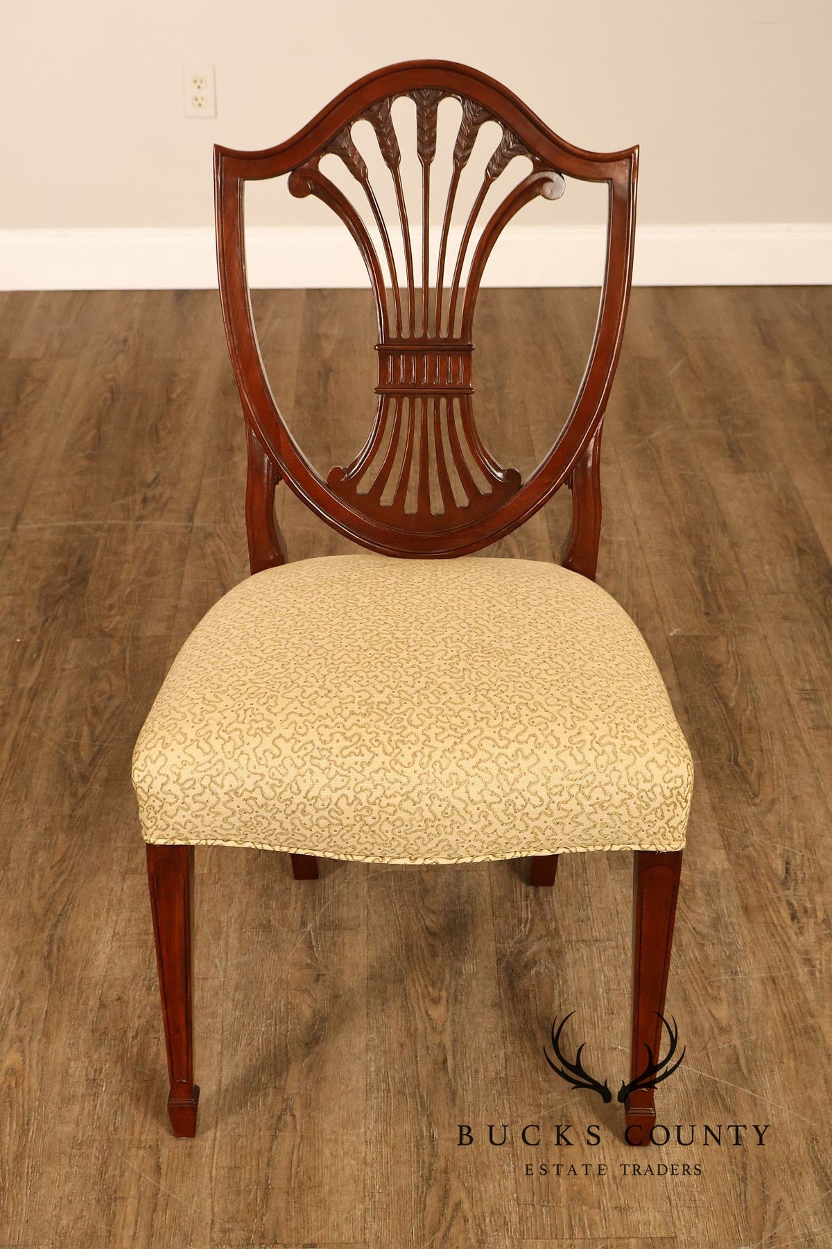 Stickley Hepplewhite Style Set of Eight Mahogany Shield Back Dining Chairs