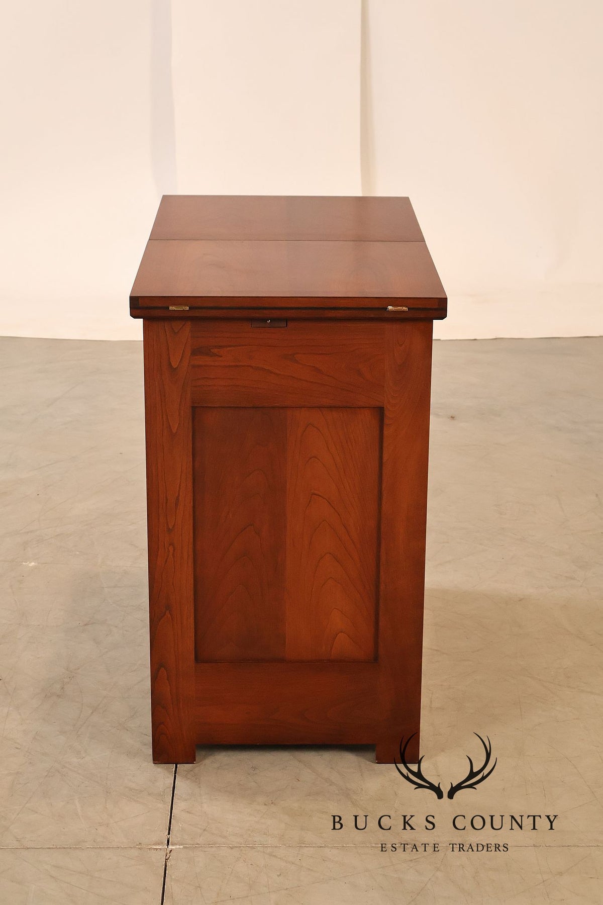 Stickley 21st Century Collection Cherry Mobile Server