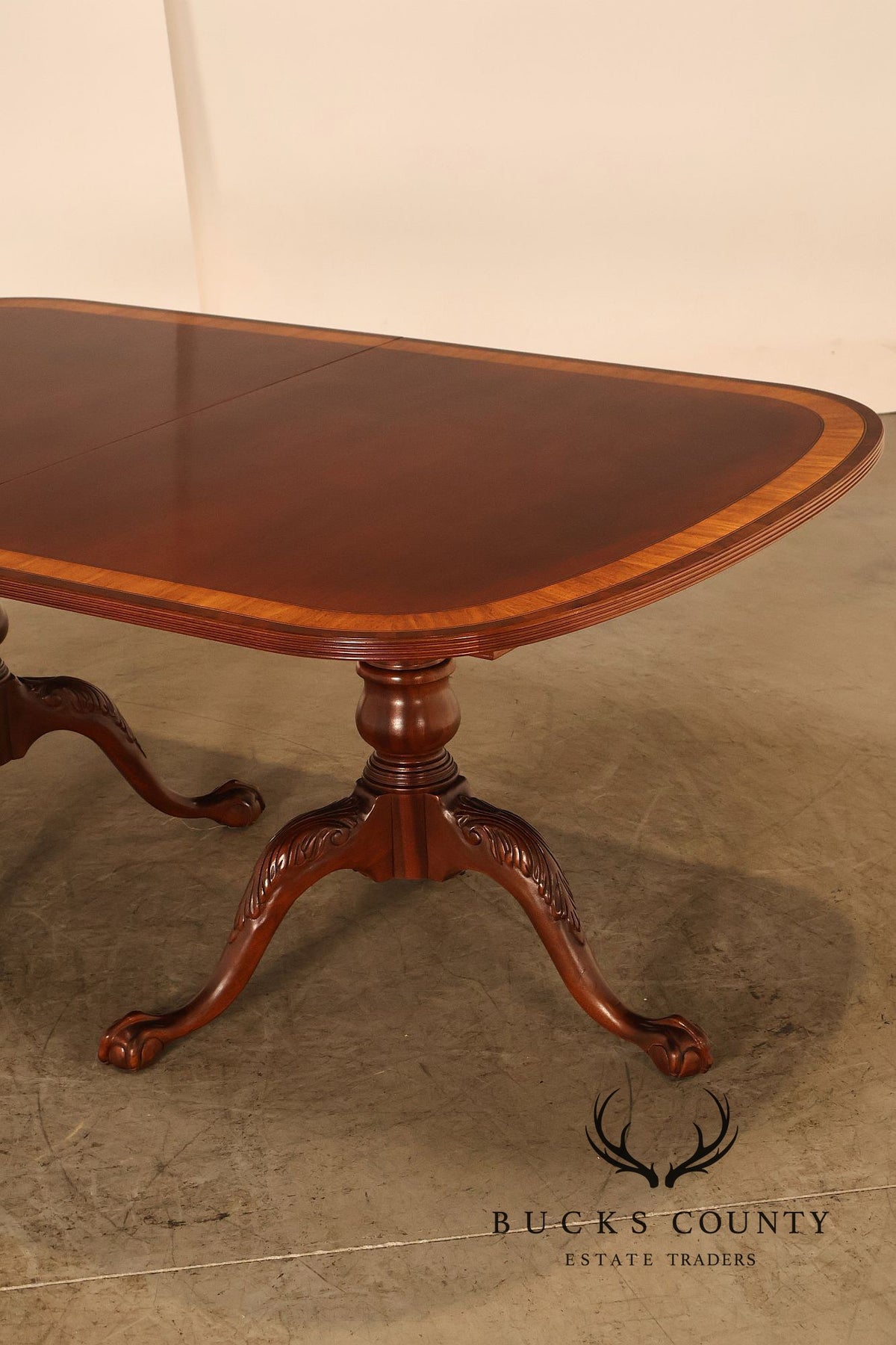 Ethan Allen Georgian Style Double Pedestal Mahogany Dining Table