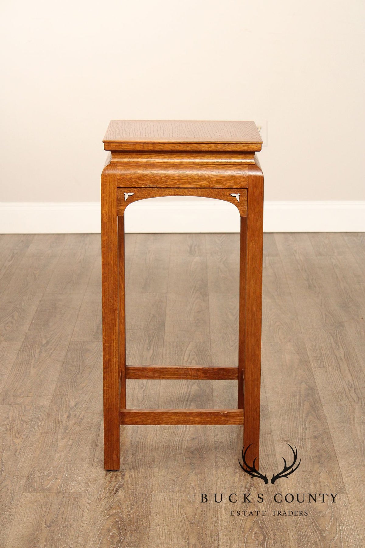 Stickley Mission Collection Pair of Oak Display Stands