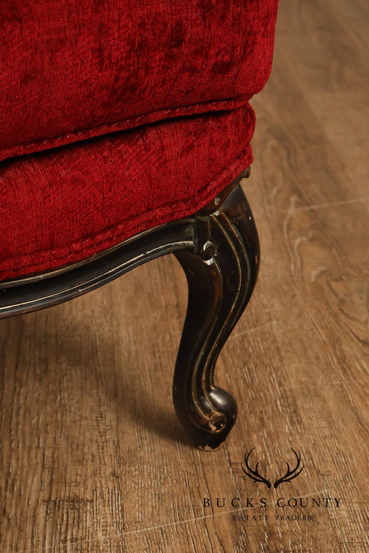 Henredon Louis XV Style Pair Of Red Upholstered Bergère Lounge Chairs