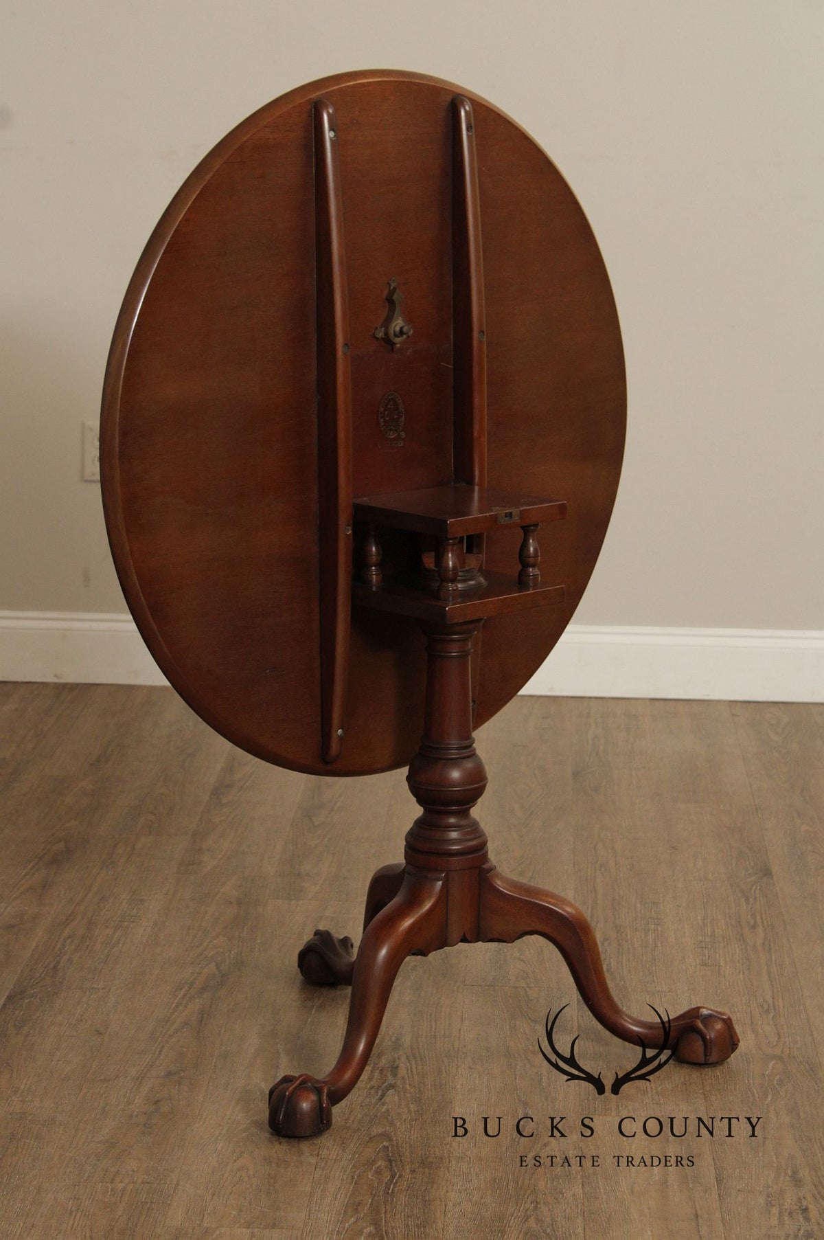 Kittinger Colonial Williamsburg Mahogany Tilt Top Tea Table