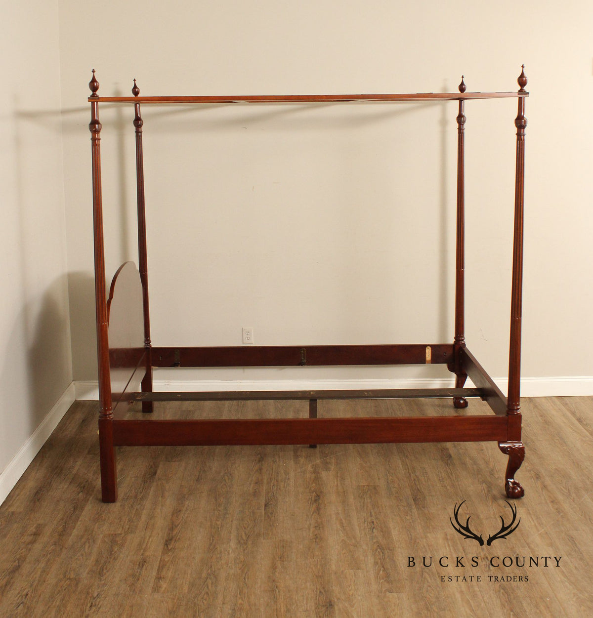 Baker Furniture Mahogany Queen Canopy Bed