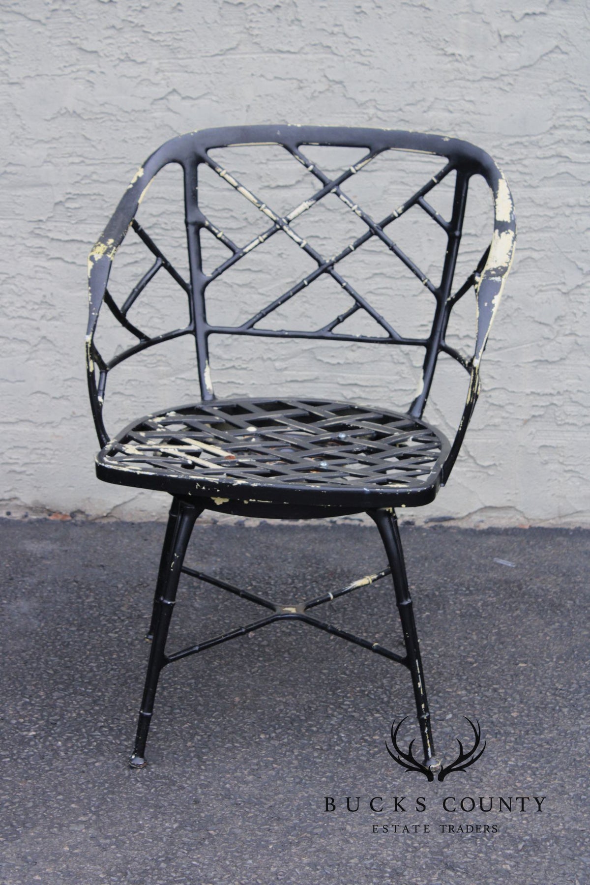 Brown Jordan Pair of 'Calcutta' Outdoor Patio Swivel Armchairs