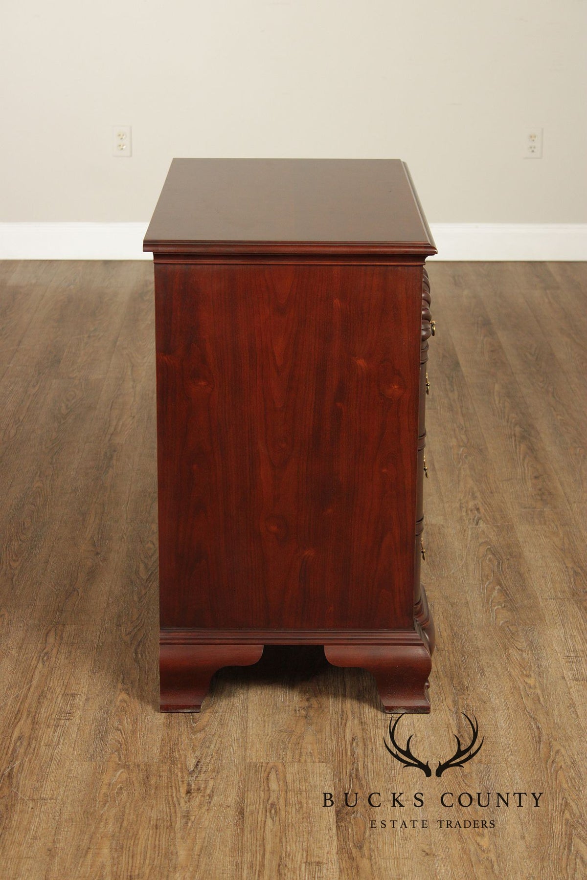 Lineage Chippendale Style Mahogany Blockfront Chest