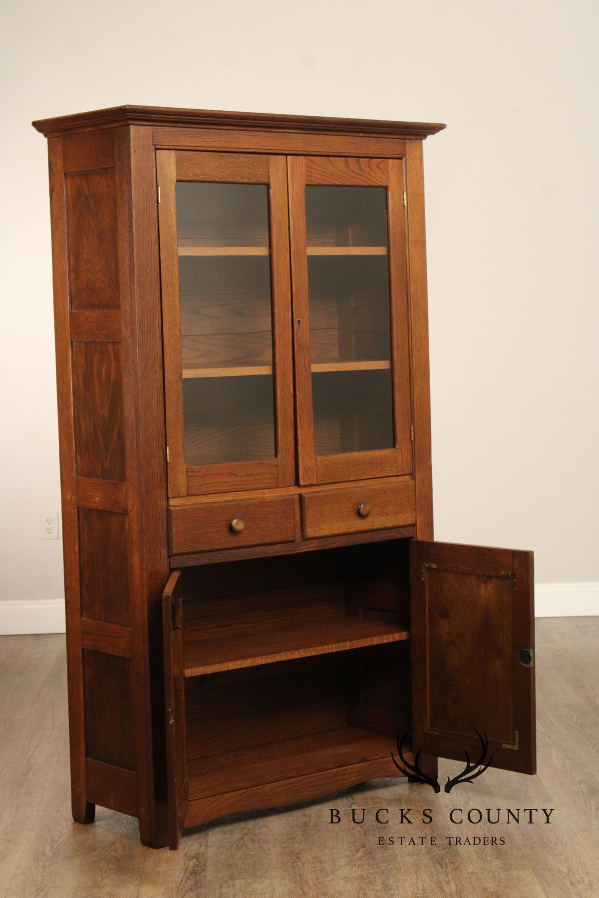 Vintage Oak Kitchen Flatwall Cabinet
