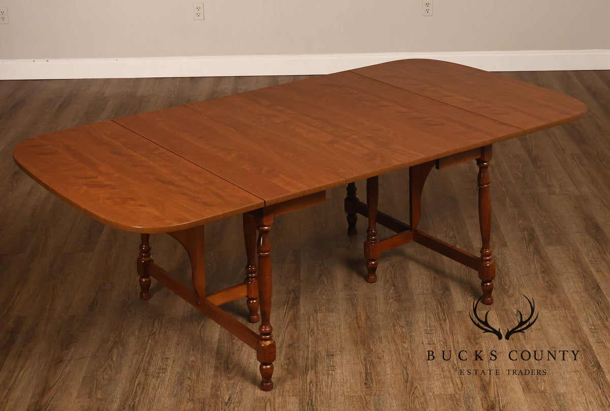 Traditional Maple Expandable Drop Leaf Gateleg Dining Table
