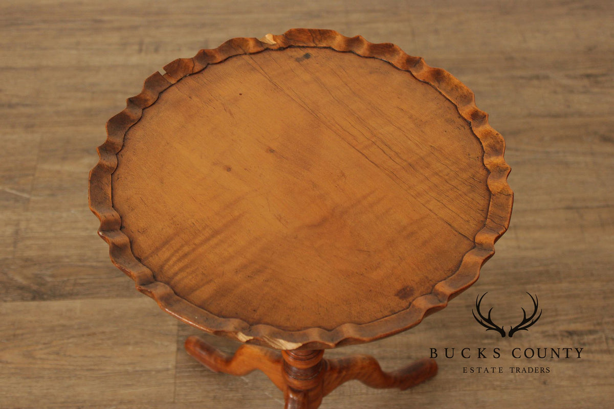 Queen Anne Style Tiger Maple Pie Crust Tilt Top Side Table