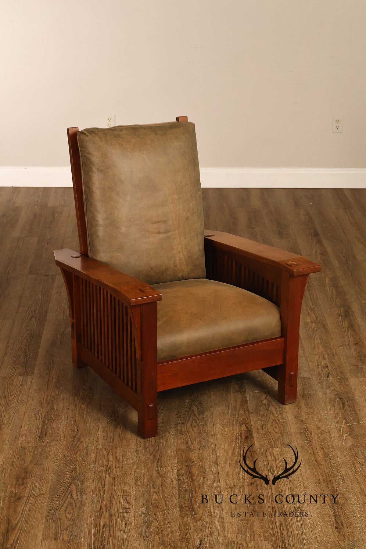 Stickley Mission Collection Cherry Spindle Morris Lounge Chair