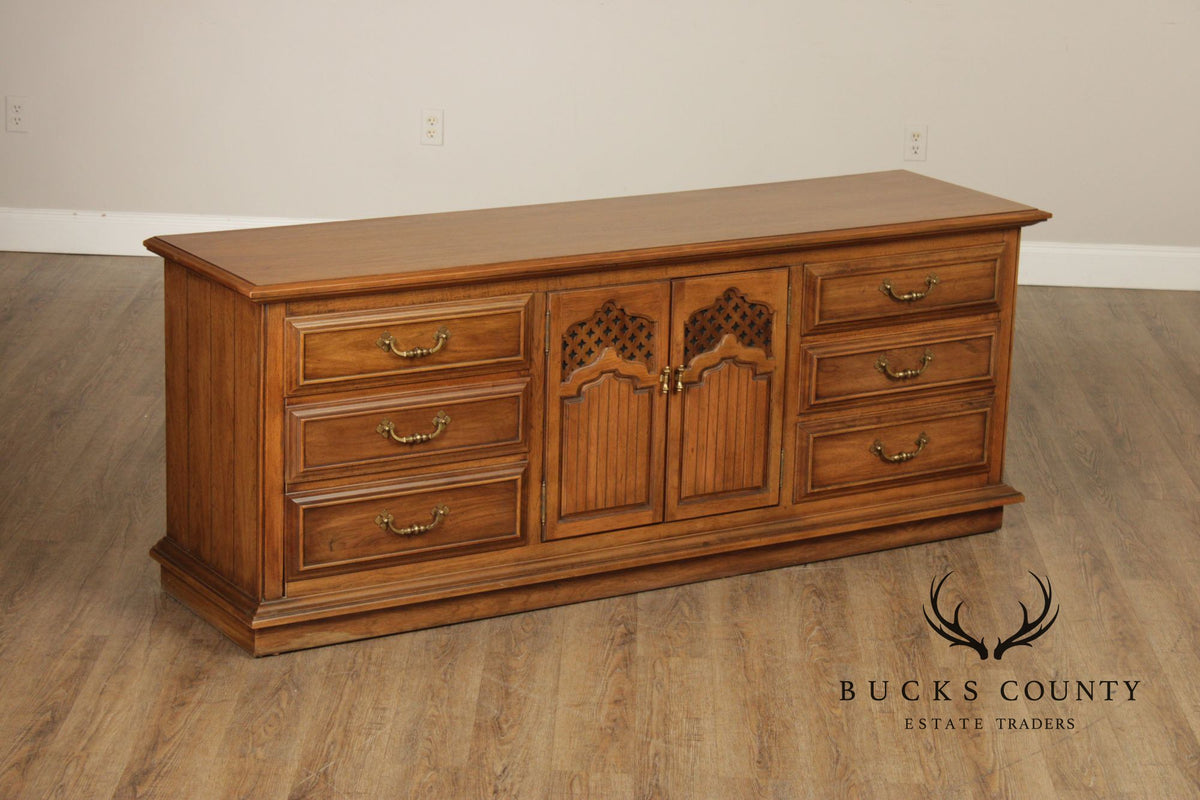 Thomasville Vintage Mediterranean Style Long Dresser