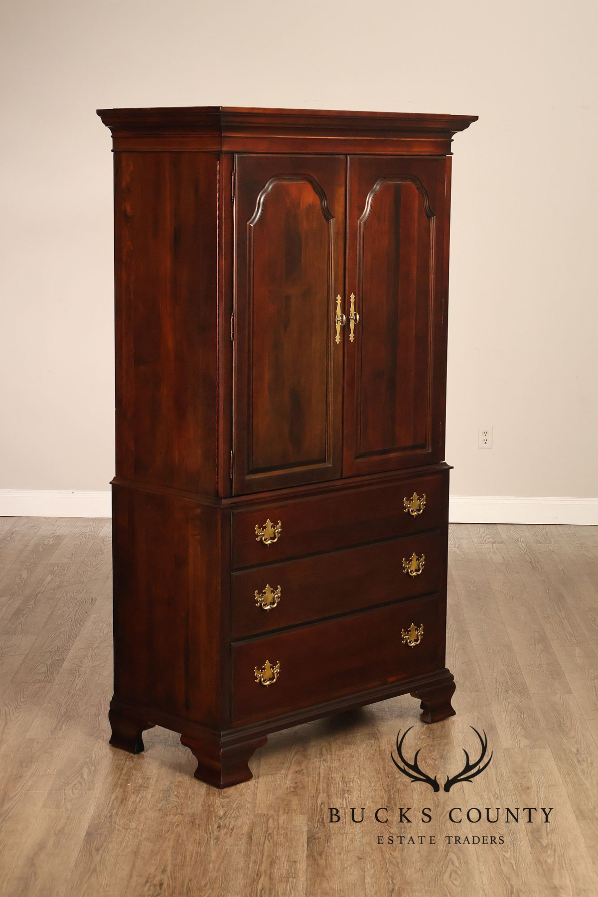 Kincaid Furniture Traditional Cherry Gentleman’s Chest Armoire