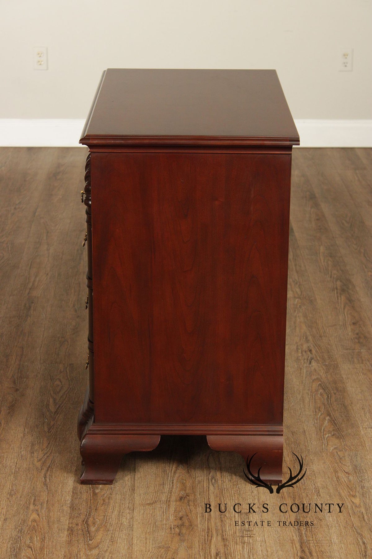 Lineage Chippendale Style Mahogany Blockfront Chest