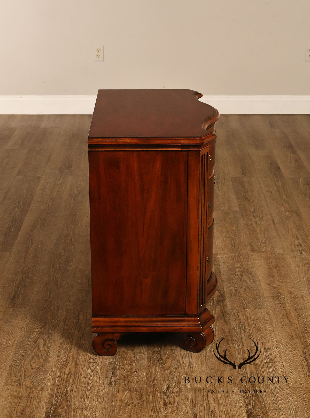 Ethan Allen 'Tuscany' Pair of Three-Drawer Nightstands