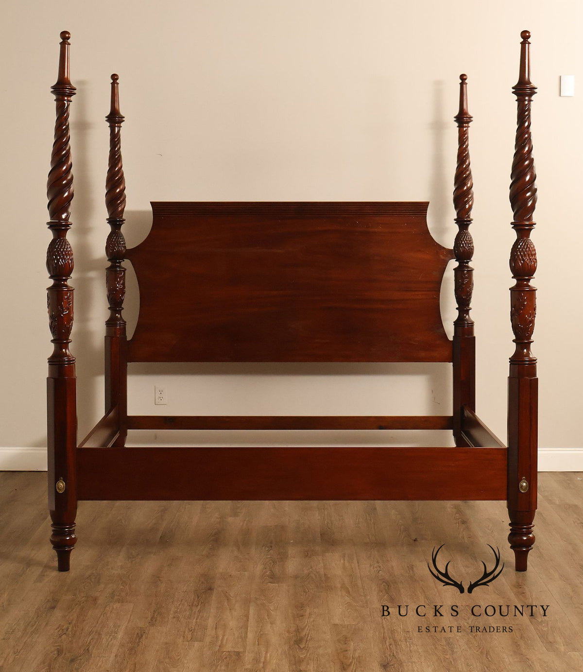 Lexington Furniture Carved Mahogany King Four Poster Bed