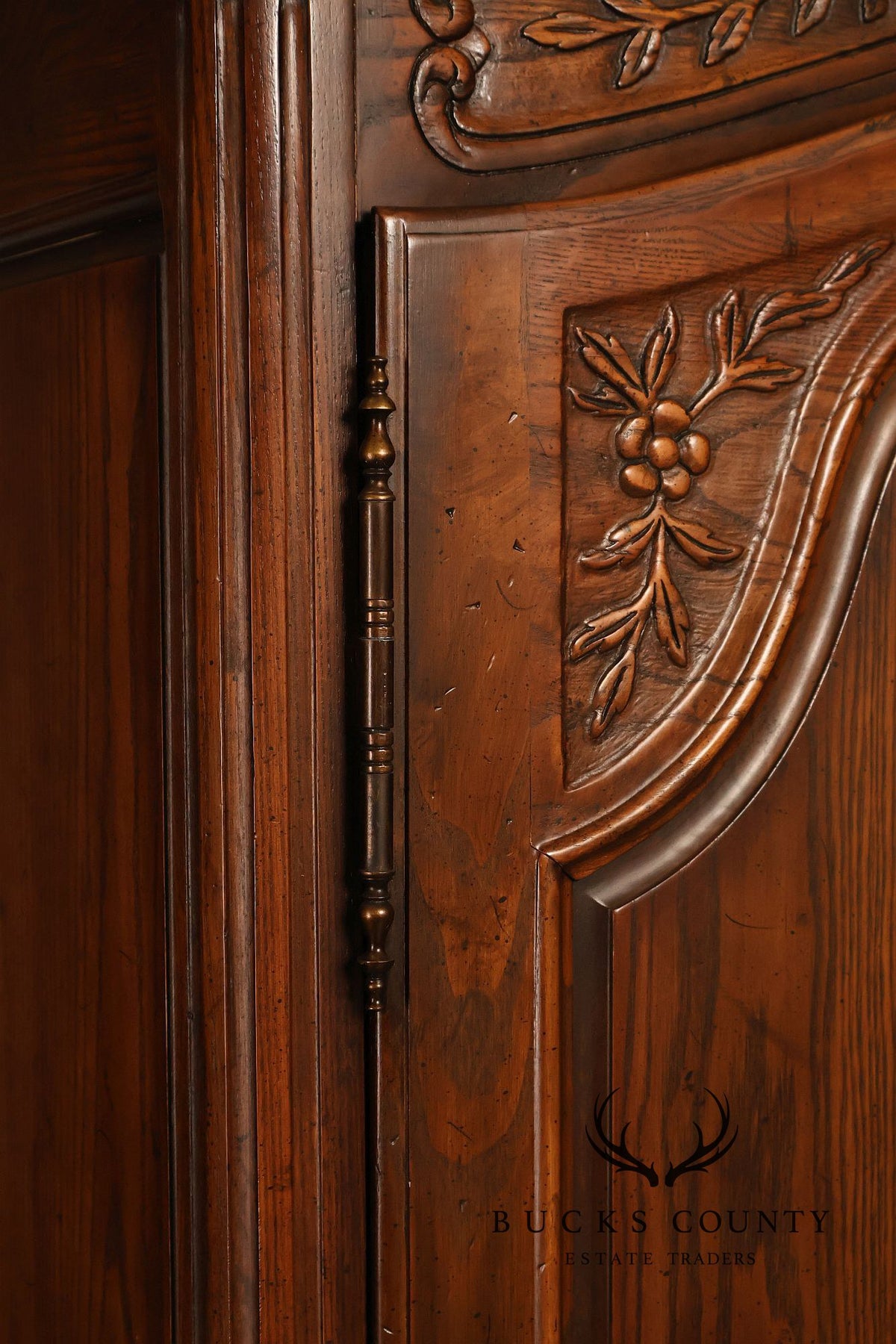 Henredon Four Centuries Collection French Louis XV Style Carved Oak Armoire