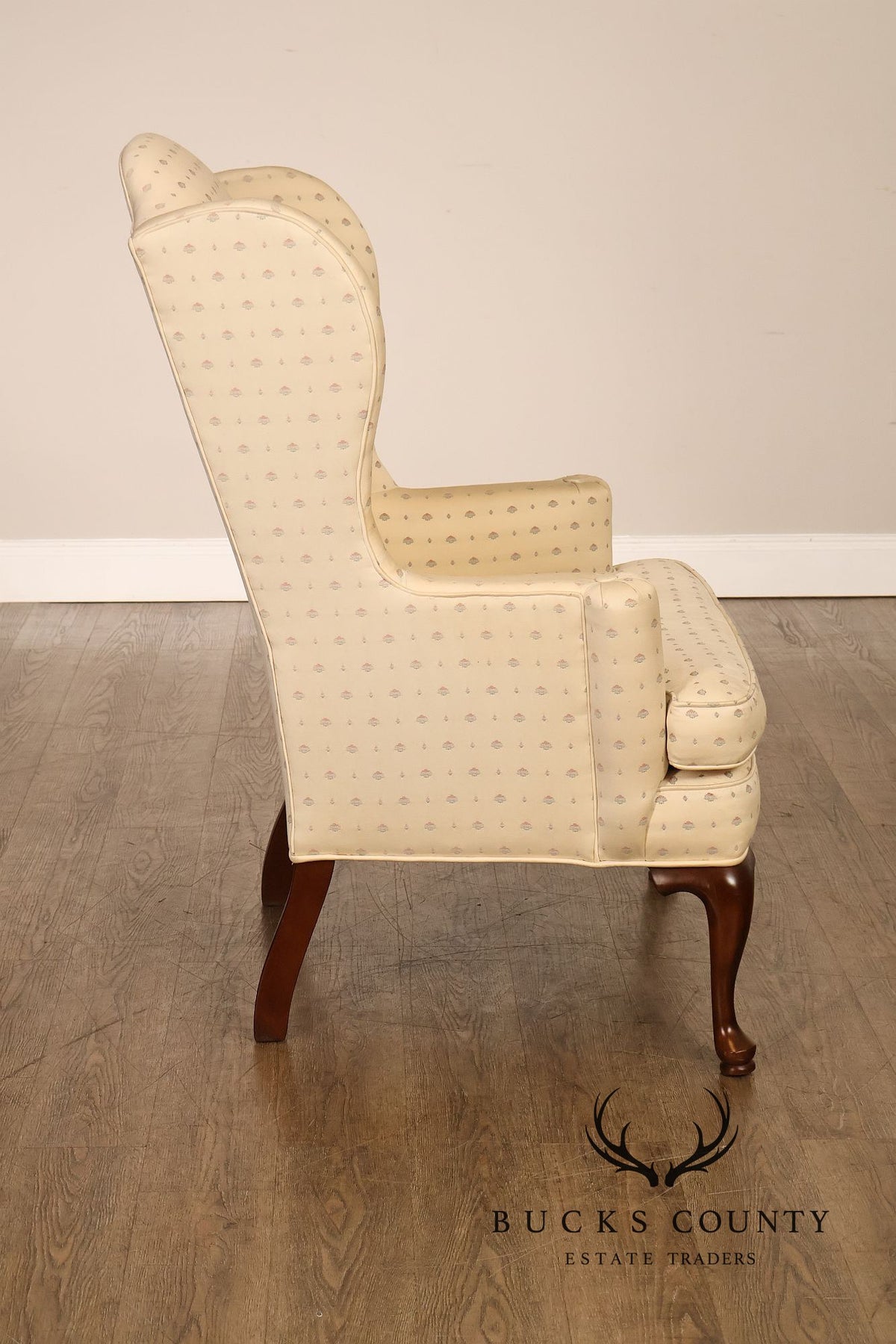 Ethan Allen Queen Anne Style Vintage Pair of Wing Chairs