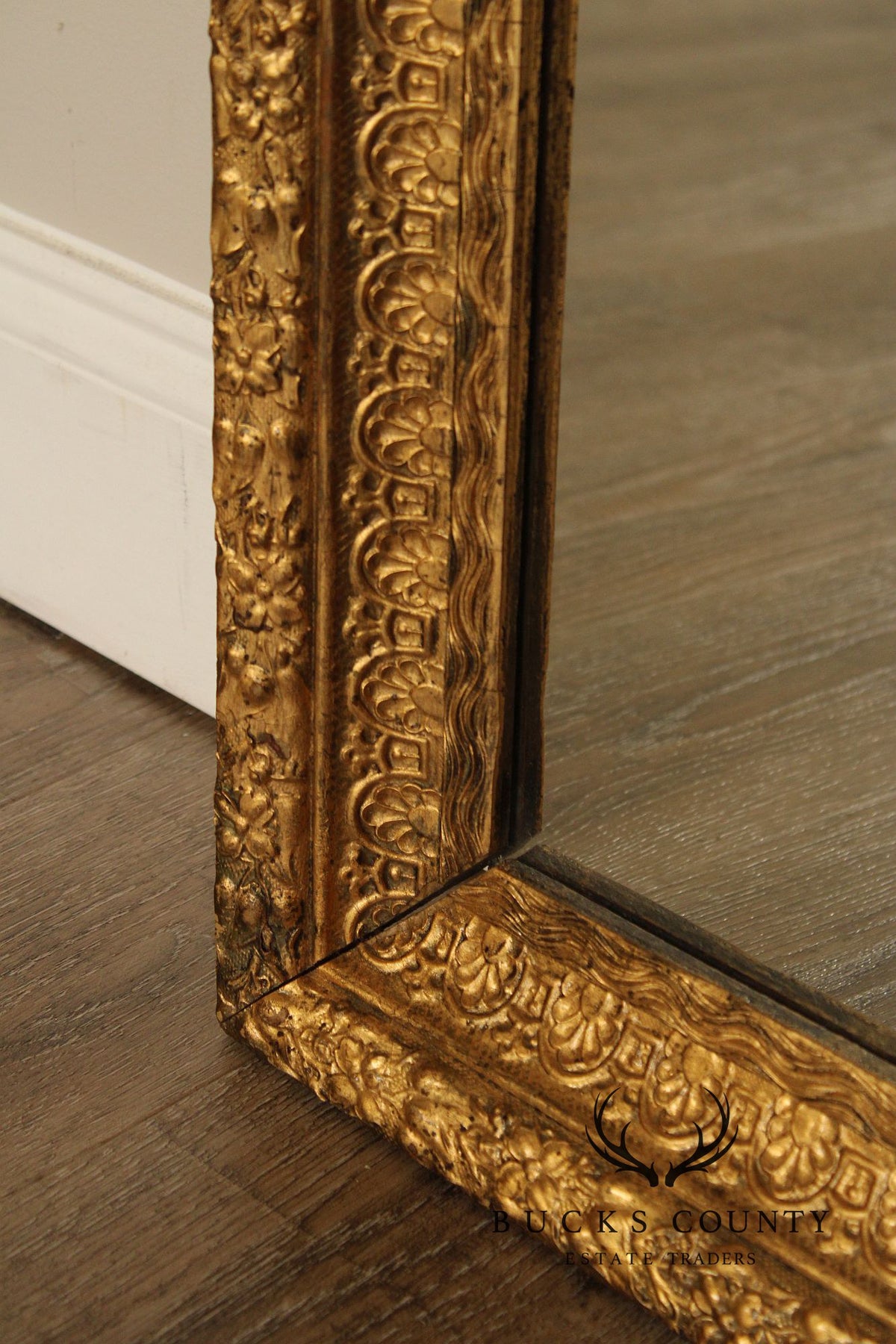 French Rococo Style Giltwood Carved Wall Mirror