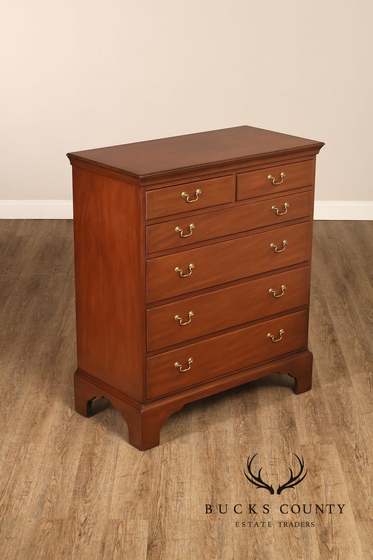 Kittinger Williamsburg Adaptation Georgian Style Mahogany Chest Of Drawers