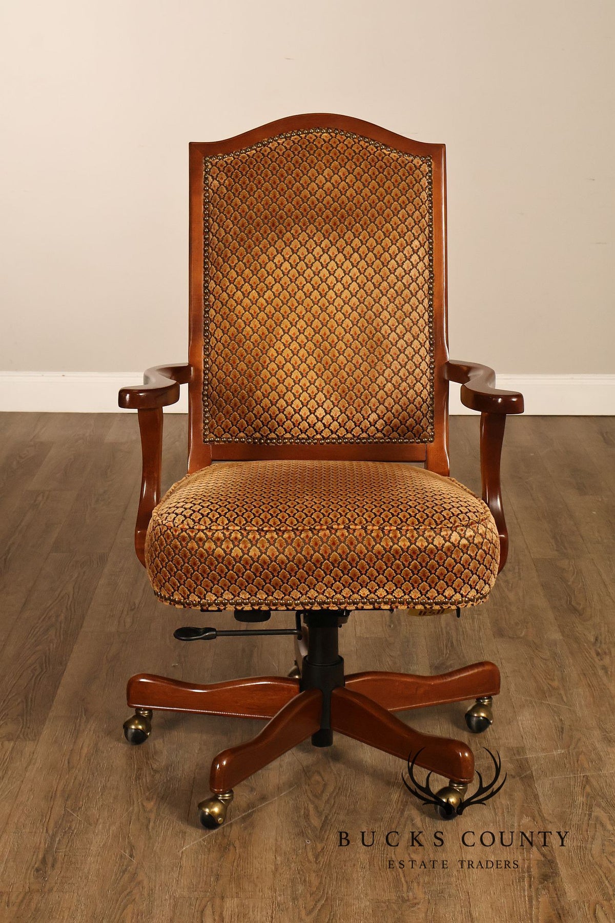 Bradington-Young Traditional Upholstered Executive Swivel Desk Chair