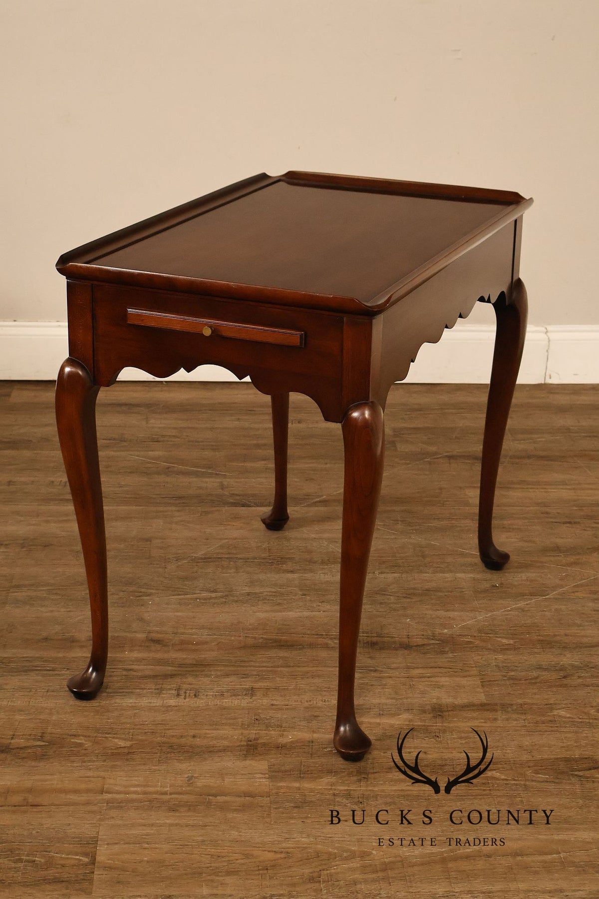Statton Queen Anne Style Cherry Tea Table
